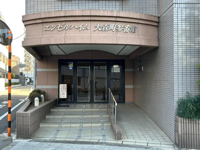 ☆開放感あるエントランスが住まう方をやさしく迎えます。☆