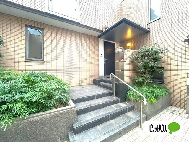 ☆高級感漂うエントランスが日常に上質な時間を演出☆