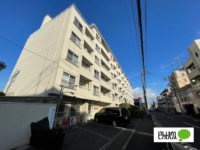 ☆落ち着いた色調の外観が上品な印象を与えます☆