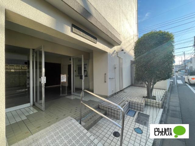 ☆管理が行き届いたエントランスが住まいの品格を高めます☆