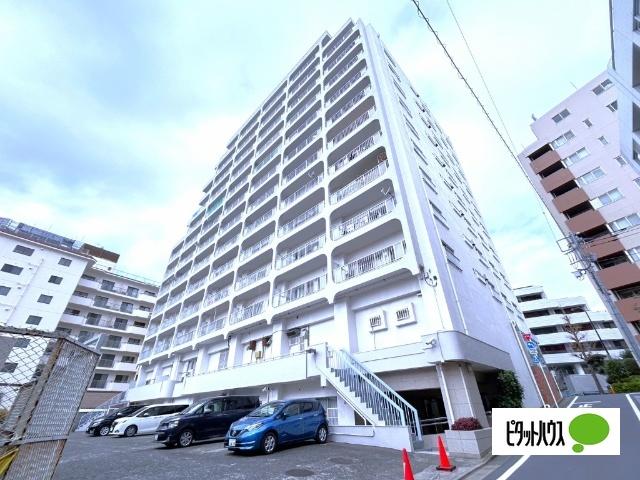 ☆通勤・通学に便利な駅近物件、外観も洗練されています☆