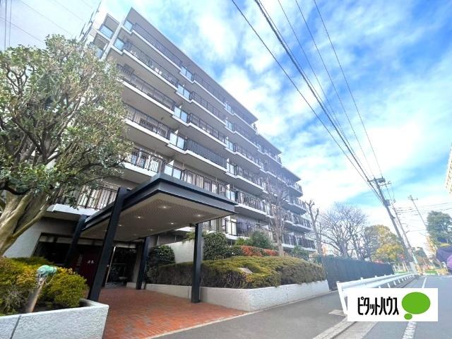 ☆緑豊かな植栽と調和した美しい外観が魅力です☆