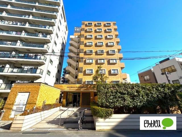 ☆緑豊かな植栽に囲まれた、親しみやすい外観☆