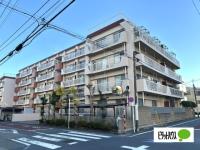 ☆家族に安心感を与える、温もりある外観デザイン☆