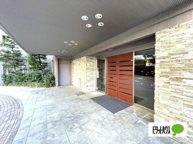 ☆高級感漂うエントランスが日常に上質な時間を演出。☆