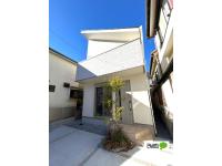 ☆新築らしい明るく爽やかな外観が魅力の一邸☆