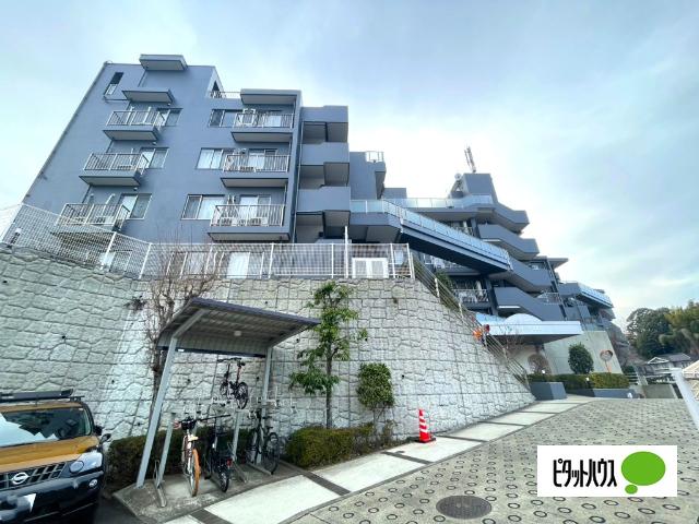 ☆洗練された外観デザインが街並みに調和する佇まい。☆