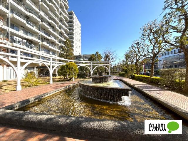 ☆緑豊かな植栽に囲まれた、親しみやすい外観。明るく開放的な外観が住まう人の心を軽やかにします☆