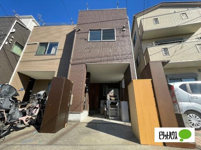 ☆シンプルで上品な外観が永く愛せる住まいを演出☆