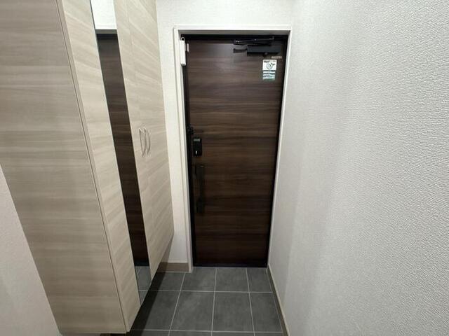 セレスティア西新井Ⅱ（102） 玄関
