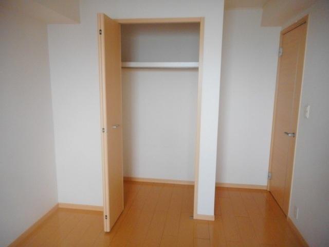 パークサイド荒子川（103） 収納