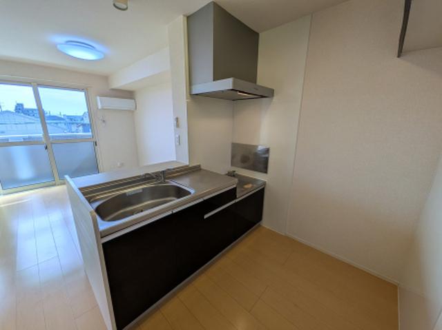 ファミールシミズ　Ｄ（301） 部屋画像