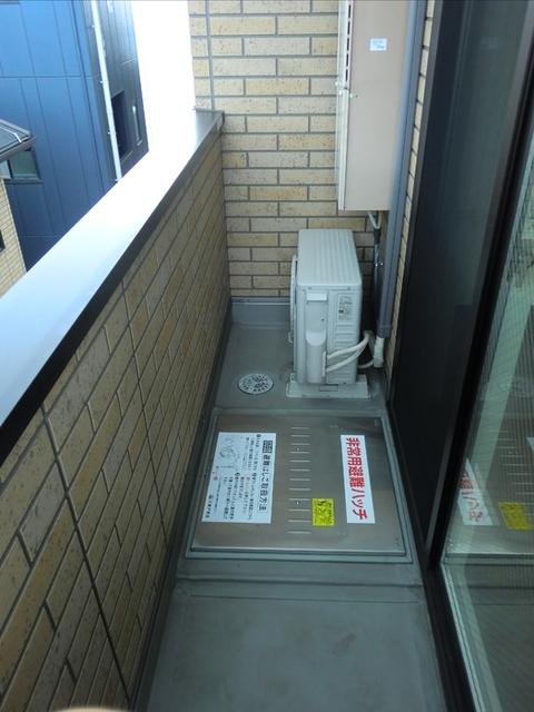 Ｄ−ｒｏｏｍ尾頭橋Ａ（301） バルコニー