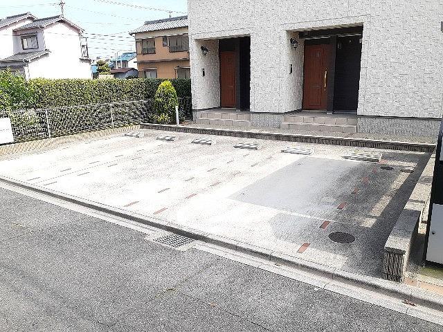 Ｔ・ＰＬＡＣＥ　Ⅱ（201） 駐車場