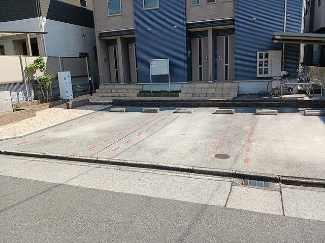 リーフ　ブランチ（202） 駐車場