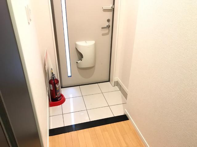レジデンス鶴田 玄関