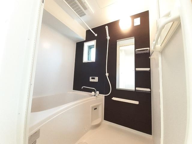 イル　レジーナ　Ⅰ（202） バス／シャワー