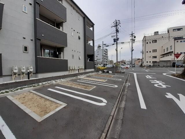 イル　レジーナ　Ⅰ（202） 駐車場
