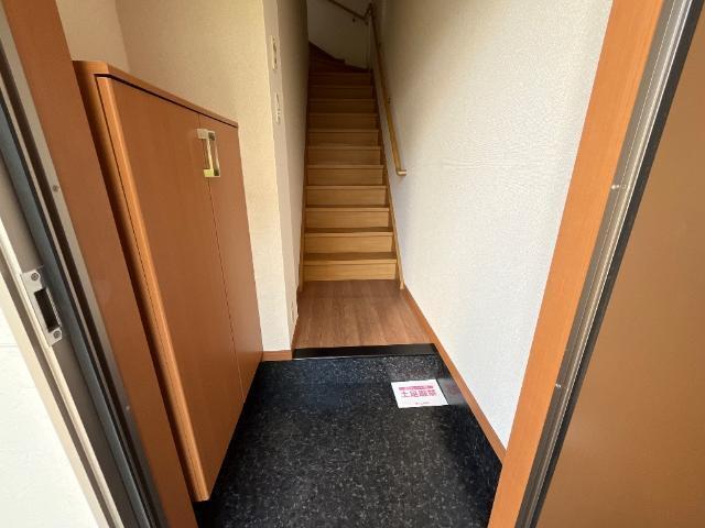 グレイシス堀越 玄関