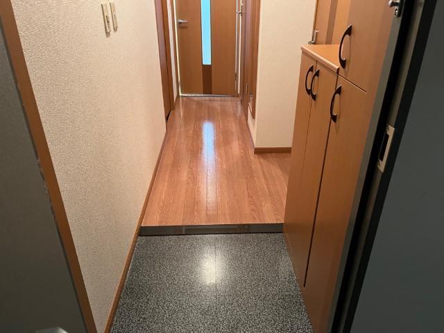 リバパレス鶴舞 玄関