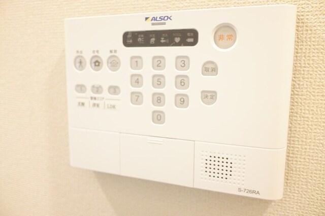 メゾン長栄（302） 玄関