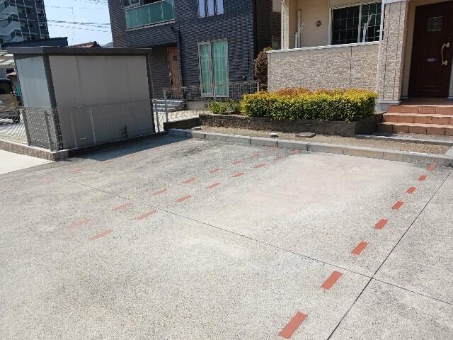 アプリコット（101） 駐車場