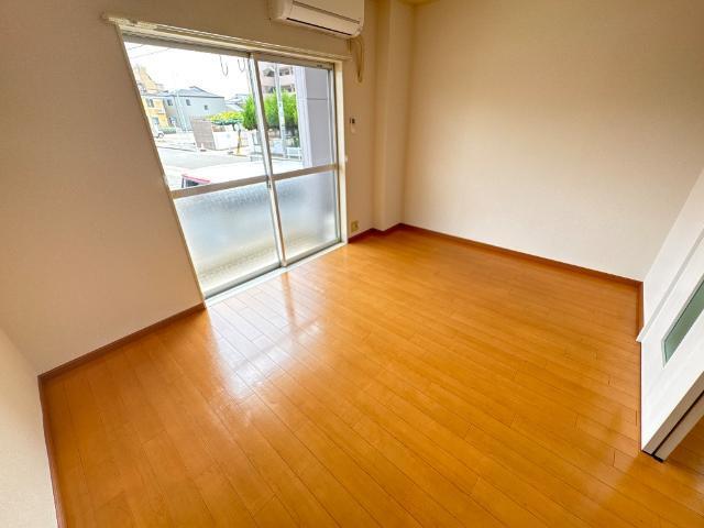 ロイヤルタウン天子田 部屋画像