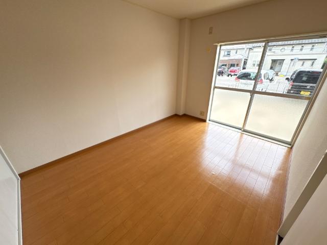 ロイヤルタウン天子田 部屋画像