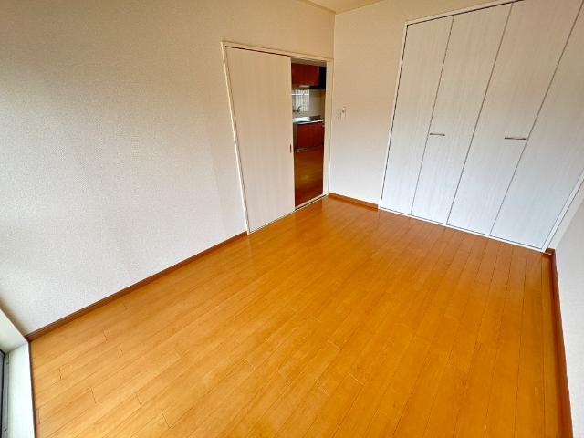ロイヤルタウン天子田 部屋画像