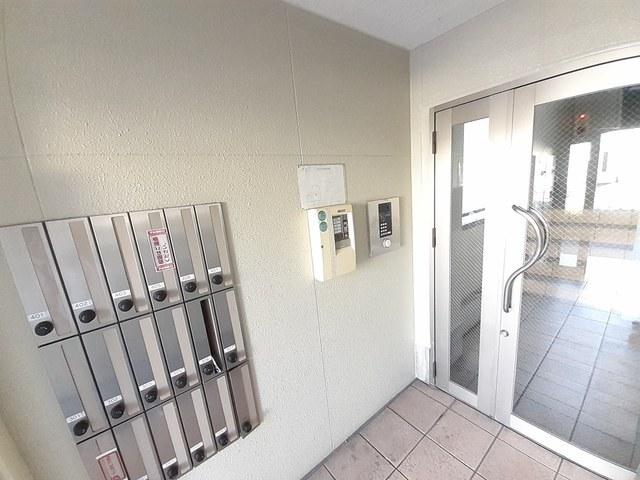 ルミエール名東（405） エントランス