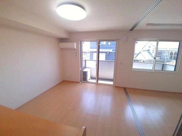 スリーエイト治（202） 部屋画像