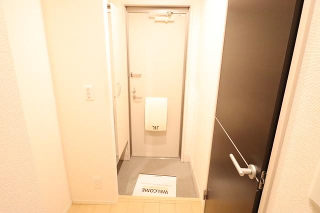 カメリア　Ａ棟（101） 玄関