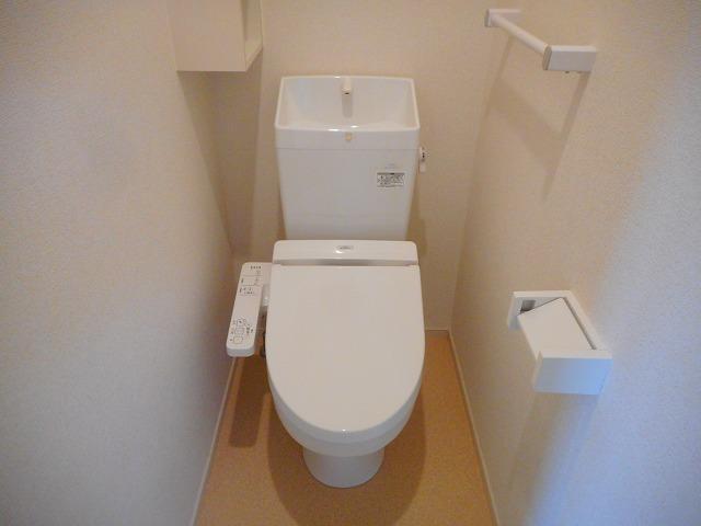 ＫＴ・ＰＬＡＣＥ（101） トイレ