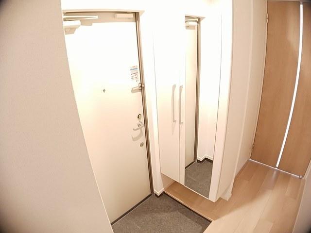 アルヴァ（301） 玄関