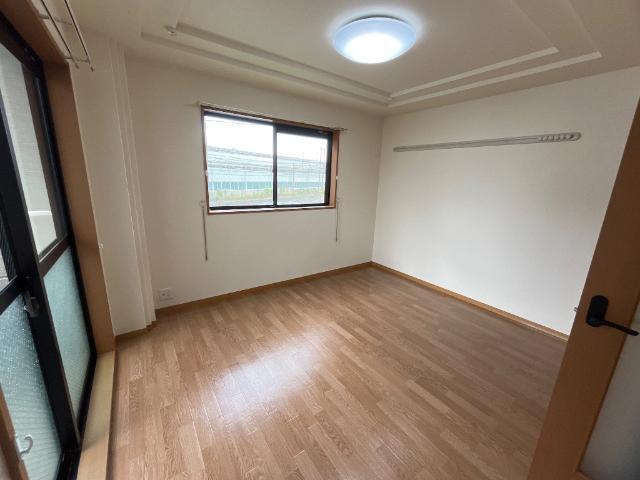ライラック 部屋画像