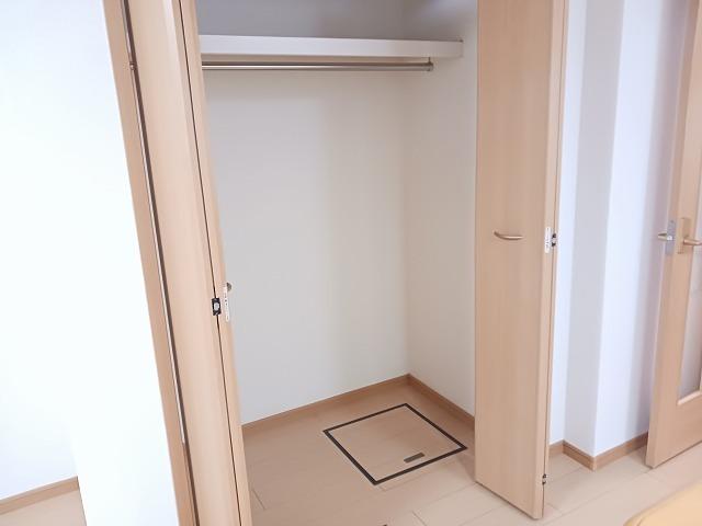 ティーズハウス（102） 収納