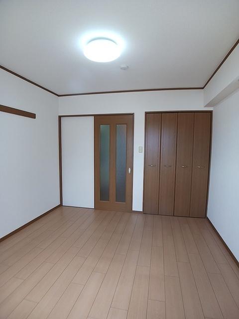 プラシード幸（401） 室内