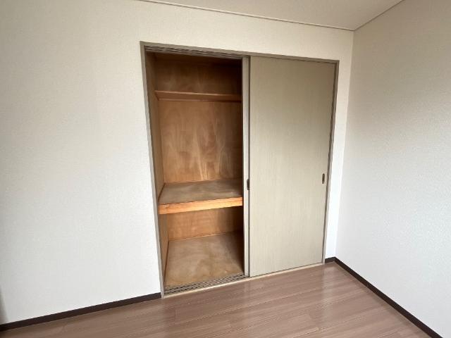 エクセレント上小田井 収納
