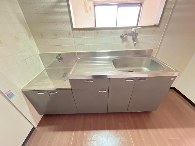エクセレント上小田井 キッチン
