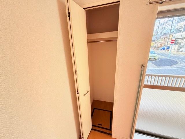 フロール尾頭橋（102） 収納