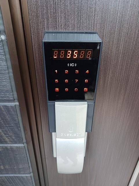 ヒカルサ名古屋港区大西Ⅰ（203） バルコニー