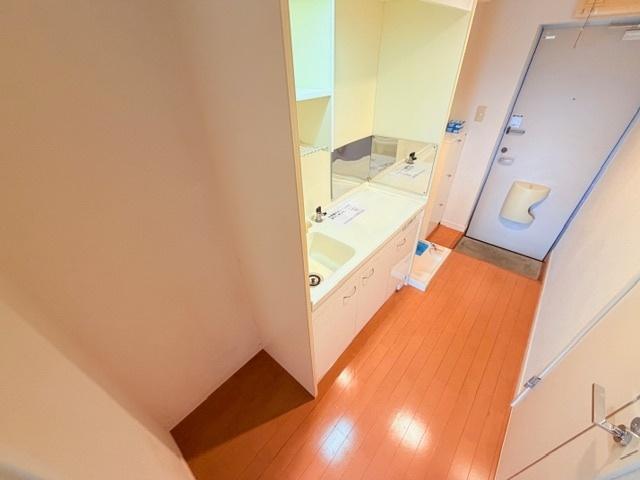 フロール尾頭橋（102） キッチン