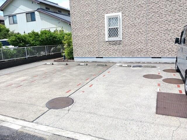 ハーヴェスト（202） 駐車場