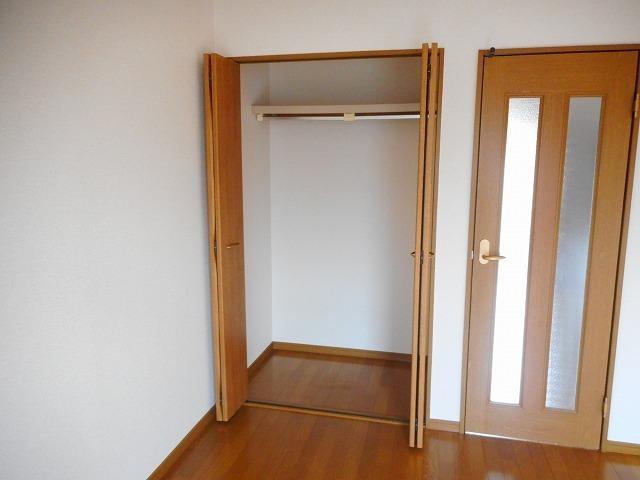 アムール英（はなぶさ）（205） 収納