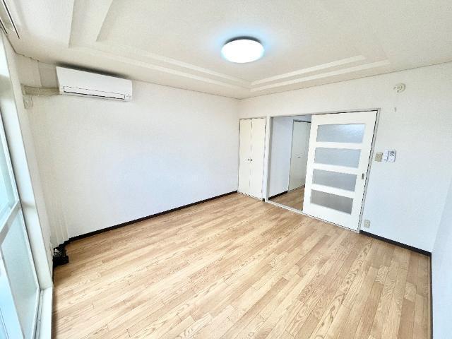 風のささやき 部屋画像