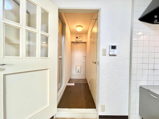 風のささやき 部屋画像