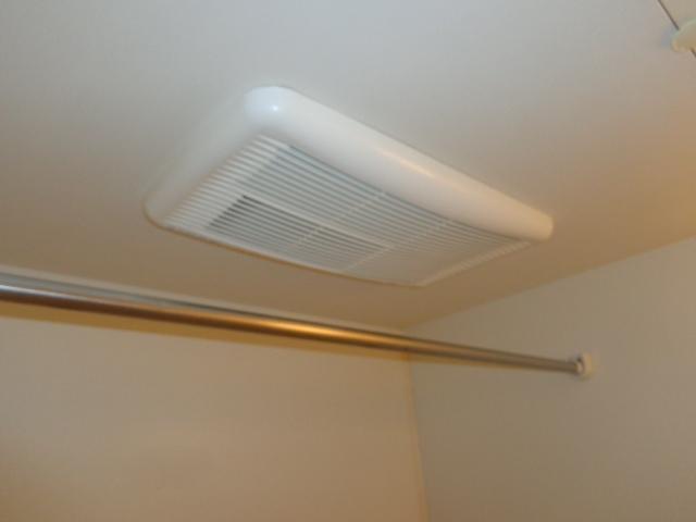 セントラル アパートメント 部屋画像