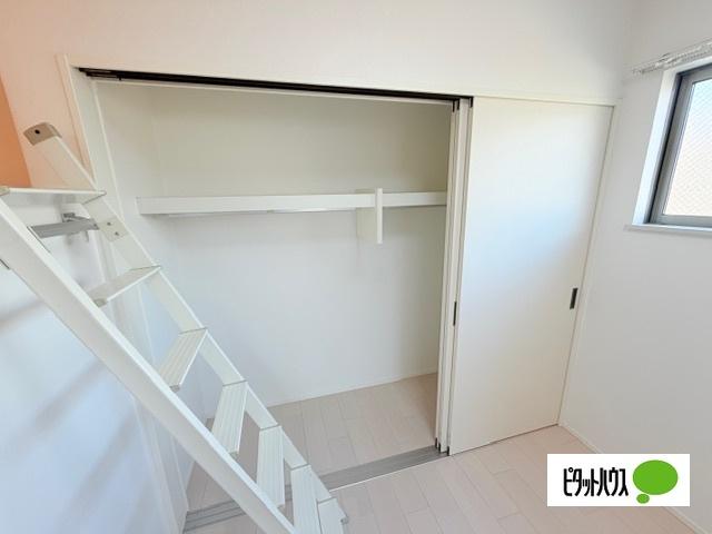 jolie maison 2（202） 収納