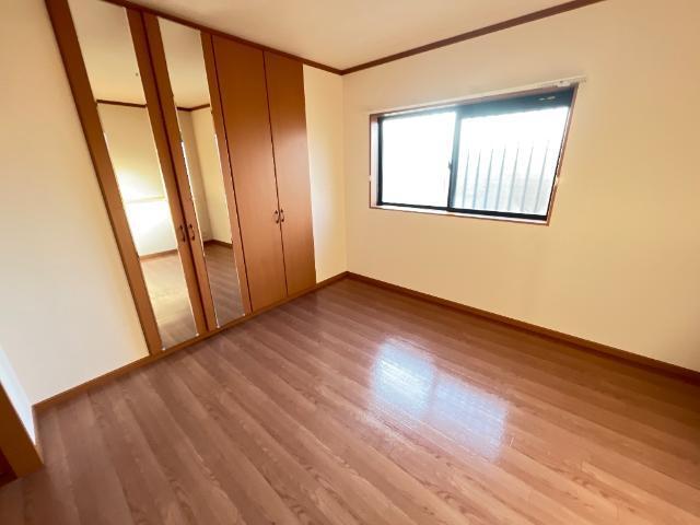 ラ・エレガンス77 部屋画像