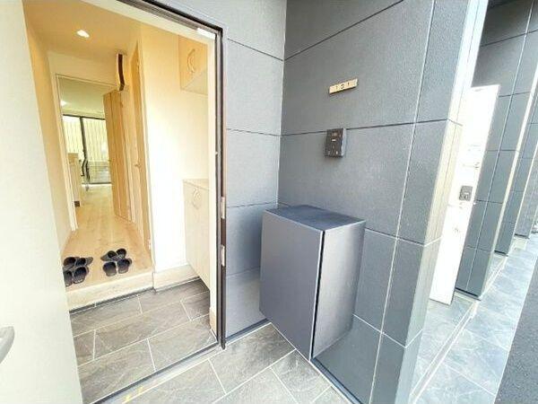 AVANTIASage中島新町（102） 玄関